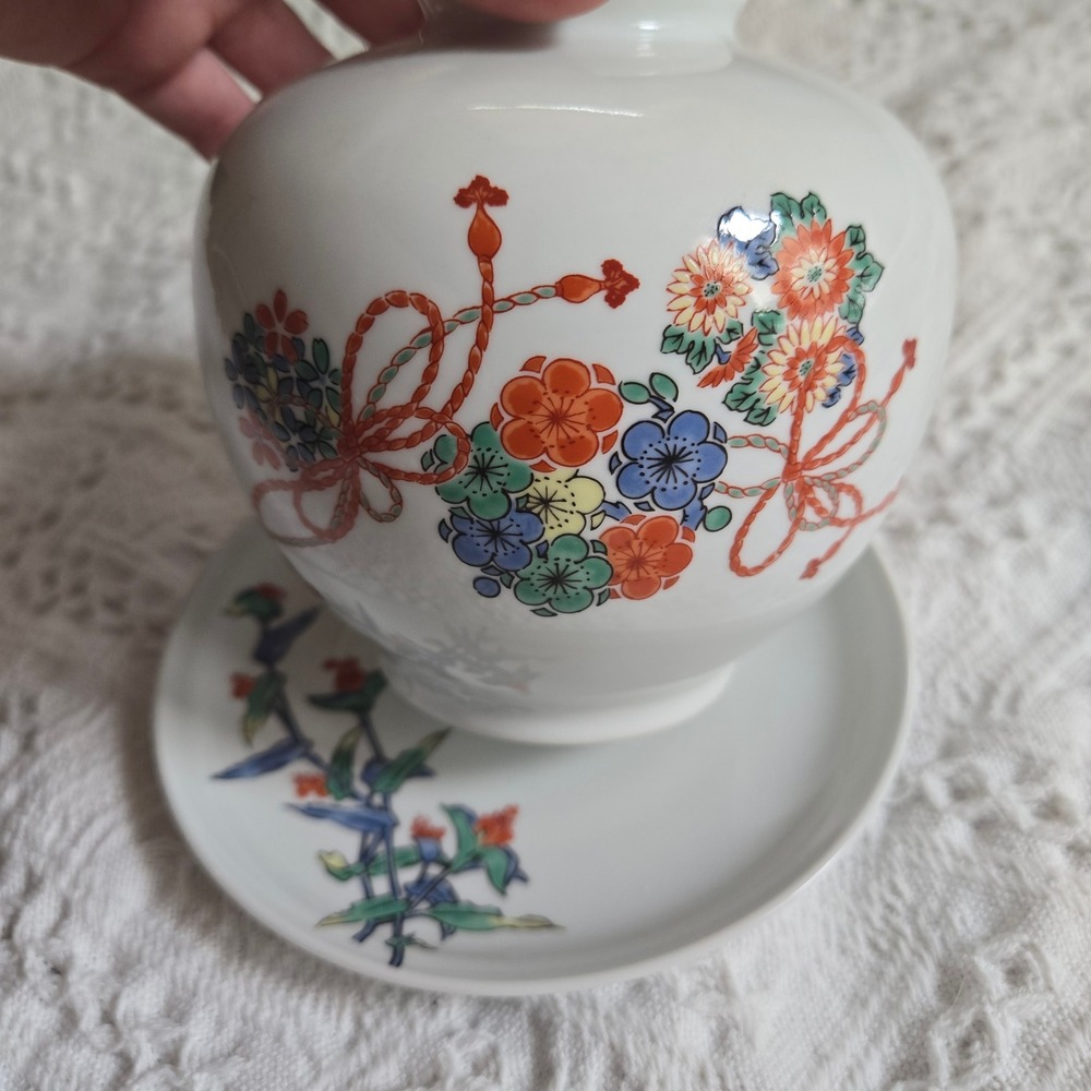 Vintage Signed Japanese Porcelain Vase with Plate Floral Display Set Arita Ware